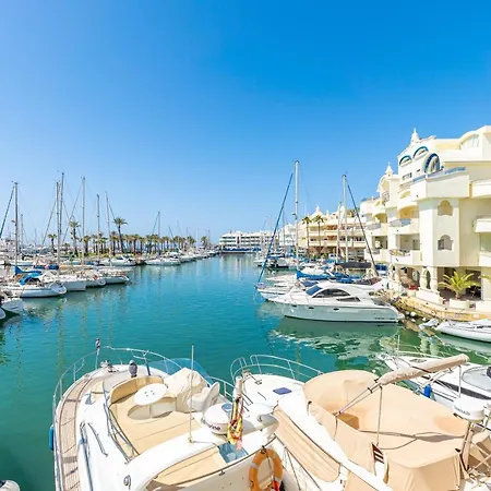Atico Puerto Marina First Island With Sea Views And Rooftop Pool Бенальмадена